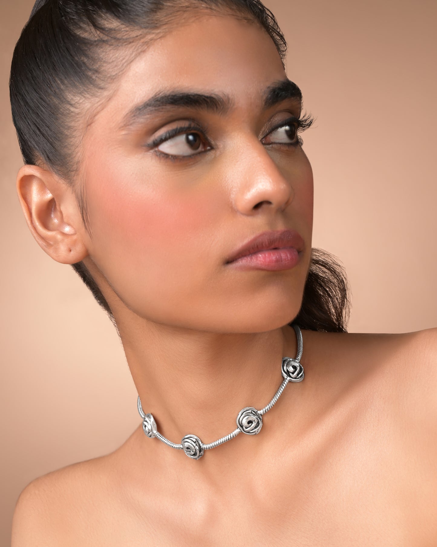 Turuh Choker