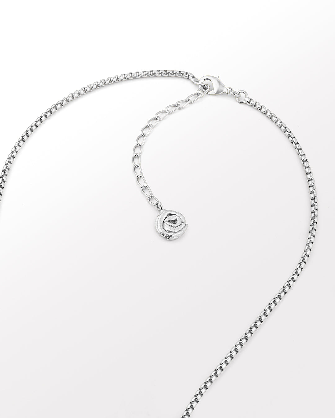 The In-Between Box Chain