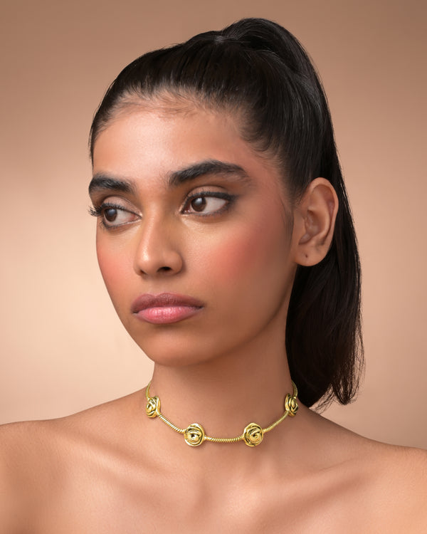 Turuh Choker